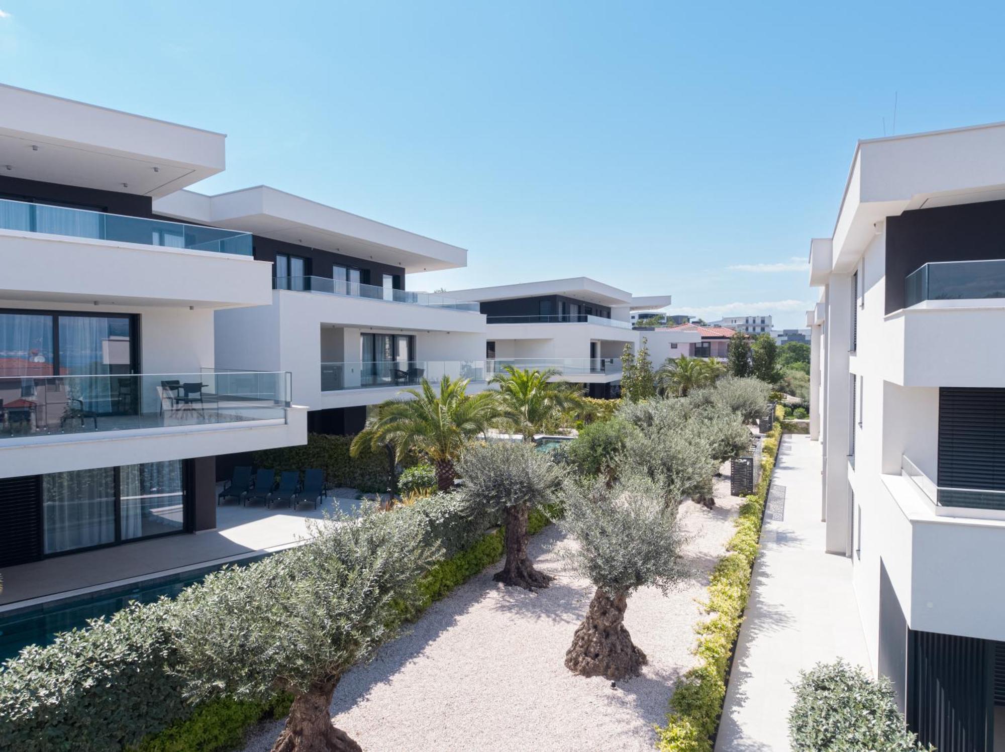 Hadrie Luxury Resort And Villas Azimut Малинска Экстерьер фото