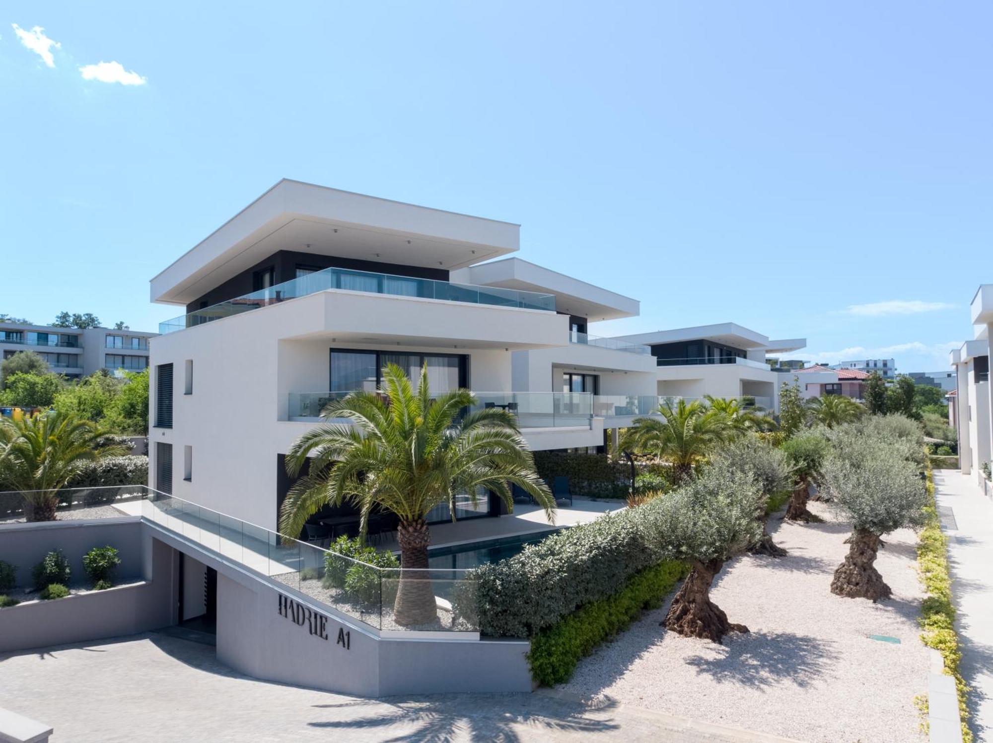 Hadrie Luxury Resort And Villas Azimut Малинска Экстерьер фото